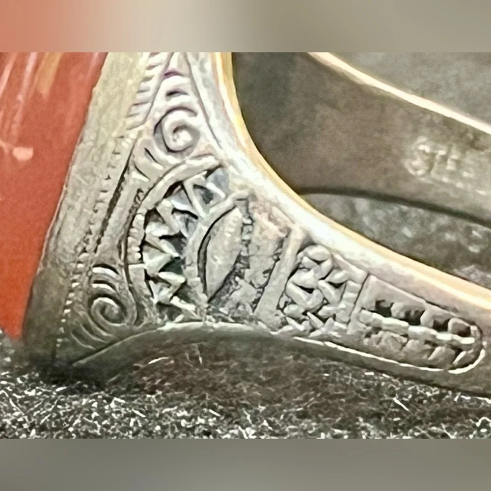 Silver Ring With Dark Amber Oval Stone That Has Sketching Engraved Size 6 1/2